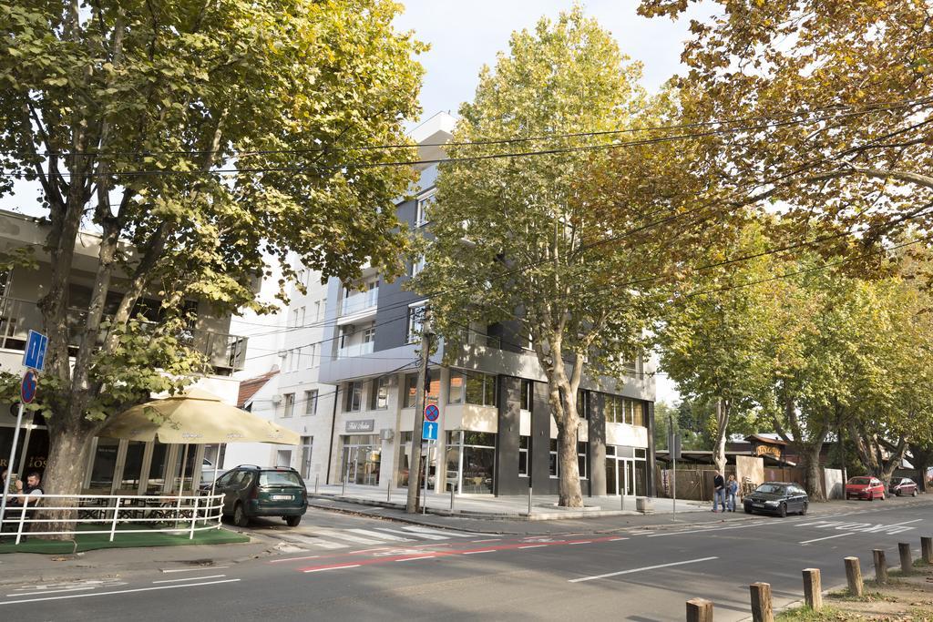 Hotel Avalon Garni Belgrade Exterior photo